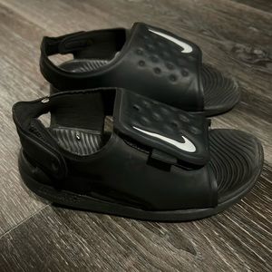 🩷2/$30🩷Nike Sunray sandals